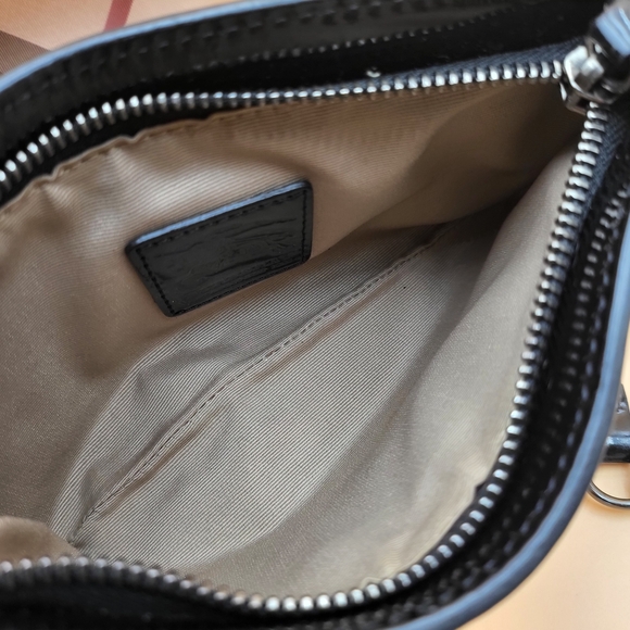 Burberry Supernova Check Coated Canvas Patent Leather Nickie Tote..Auth.. W/COA - Picture 12 of 16